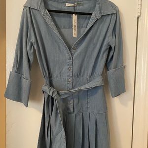 New with tags Alice and Olivia Jean dress